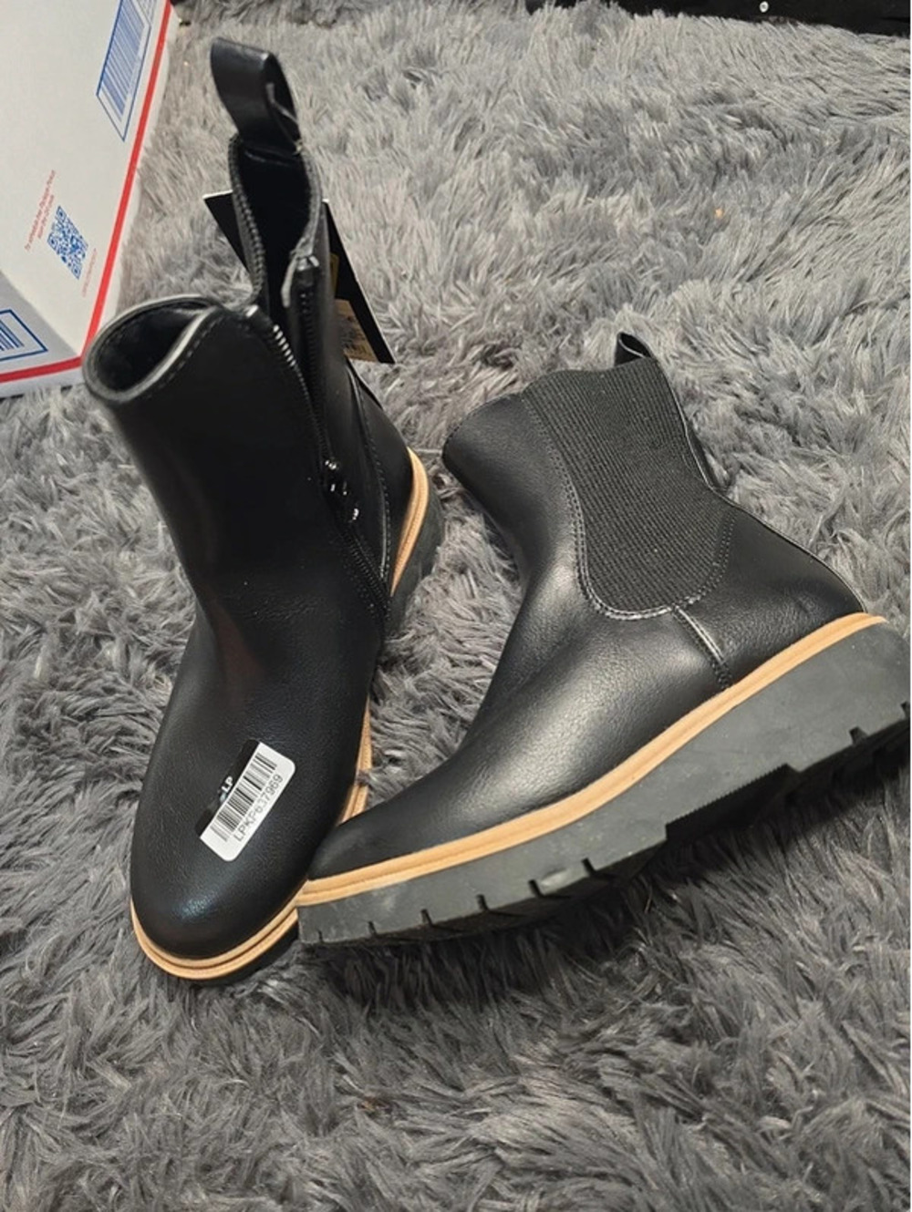 Size 13 brand new boots from target item 1669 box 16